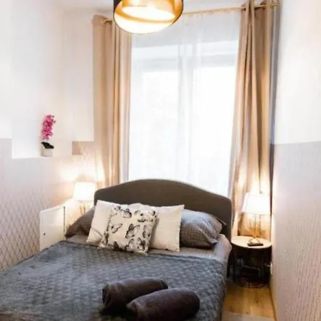 Free Parking Flats Apartment