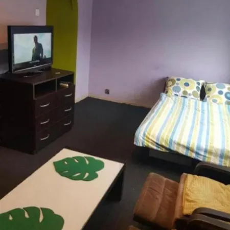 Apartment Free Parking Flats *